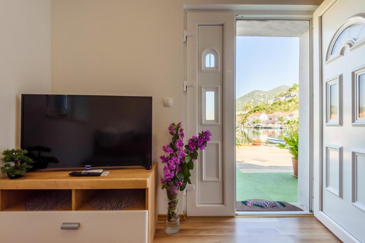 Apartment Dego Near Ploce, Riverfront, Parking Rogotin Экстерьер фото